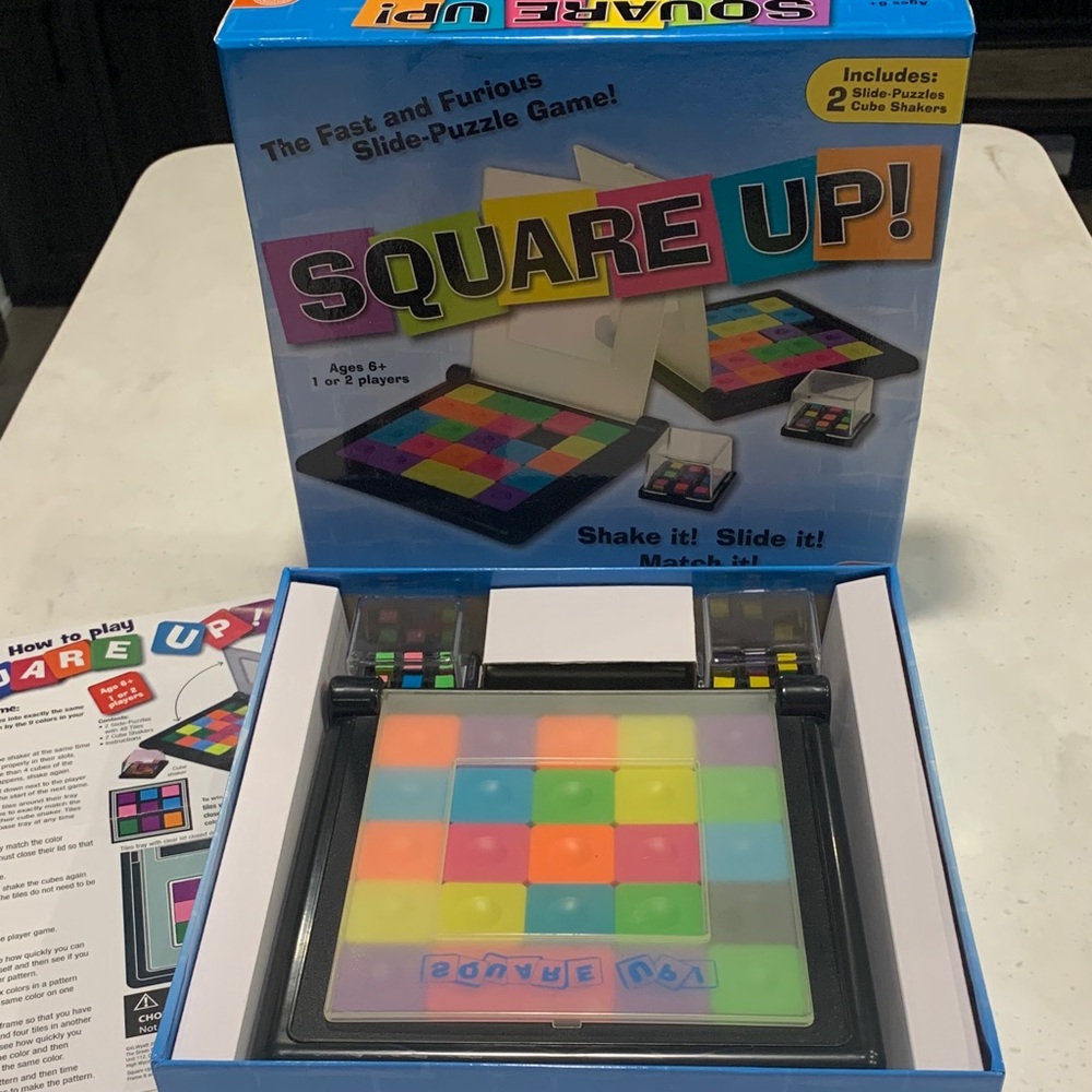 Square Up! The fast & furious Slide-Puzzle Game Age 6-106 LIKE NEW 1 & 2 Player